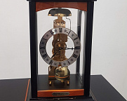 Ремонт настольных часов Franz Hermle